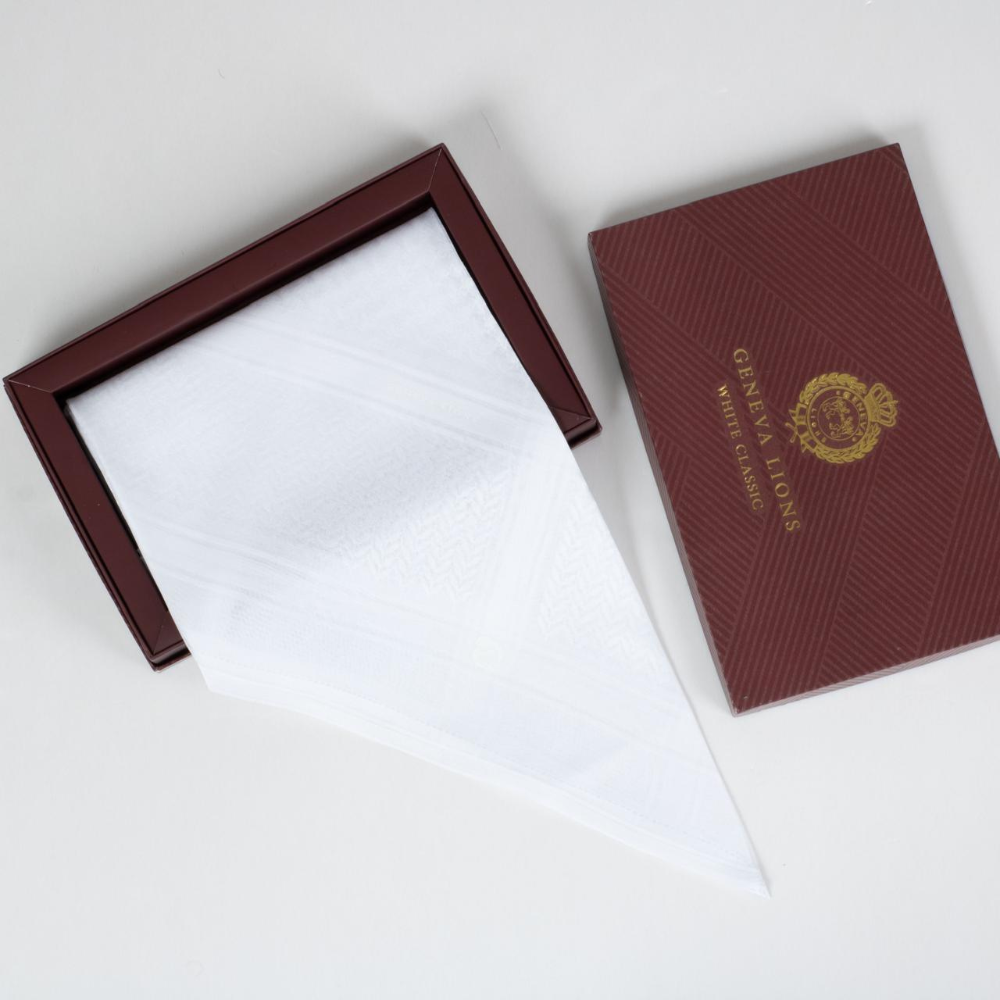 شماغ جينيفا ليونز الأبيض كلاسيك إنجليزي 1